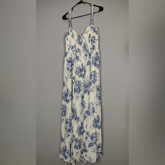 Reformation Jayde Maxi Dress - Lupine Floral Size 12 - Picture 9 of 16